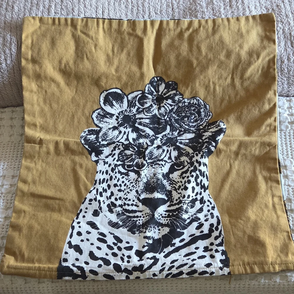 Ikea Leopard/Bug 20x20 Throw Pillow Cover